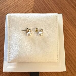 Classic Gold Pearl Earrings